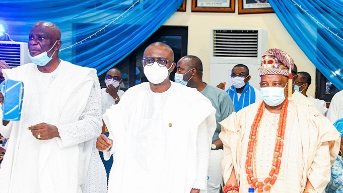 SANWO-OLU ATTENDS THE ISLAND CLUB CHRISTMAS EVE DANCE